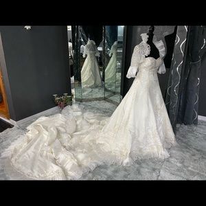 Posh Brides Size 4 Candlelight Victorian Wedding Gown